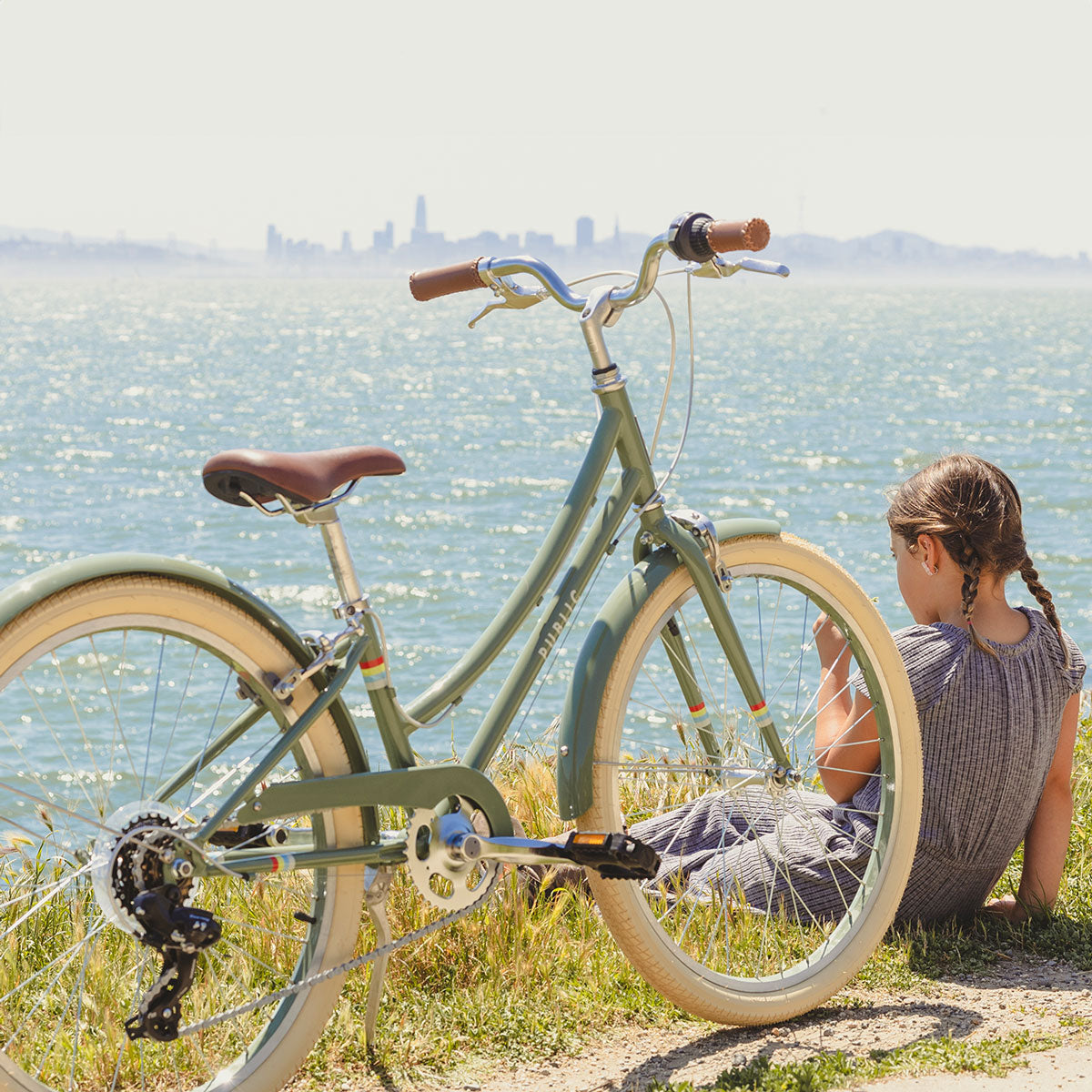 Public C7 24" Kids Bike  - Sage Green